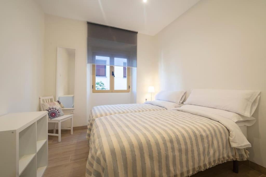 Appartamento Hogar Del Lirio Granada Esterno foto