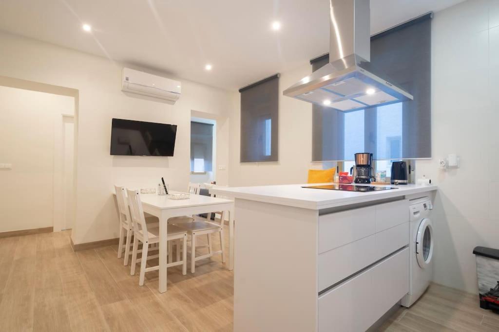 Appartamento Hogar Del Lirio Granada Esterno foto